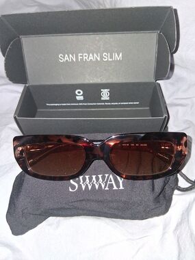San Fran Slim Women's Tortoiseshell Sunglasses